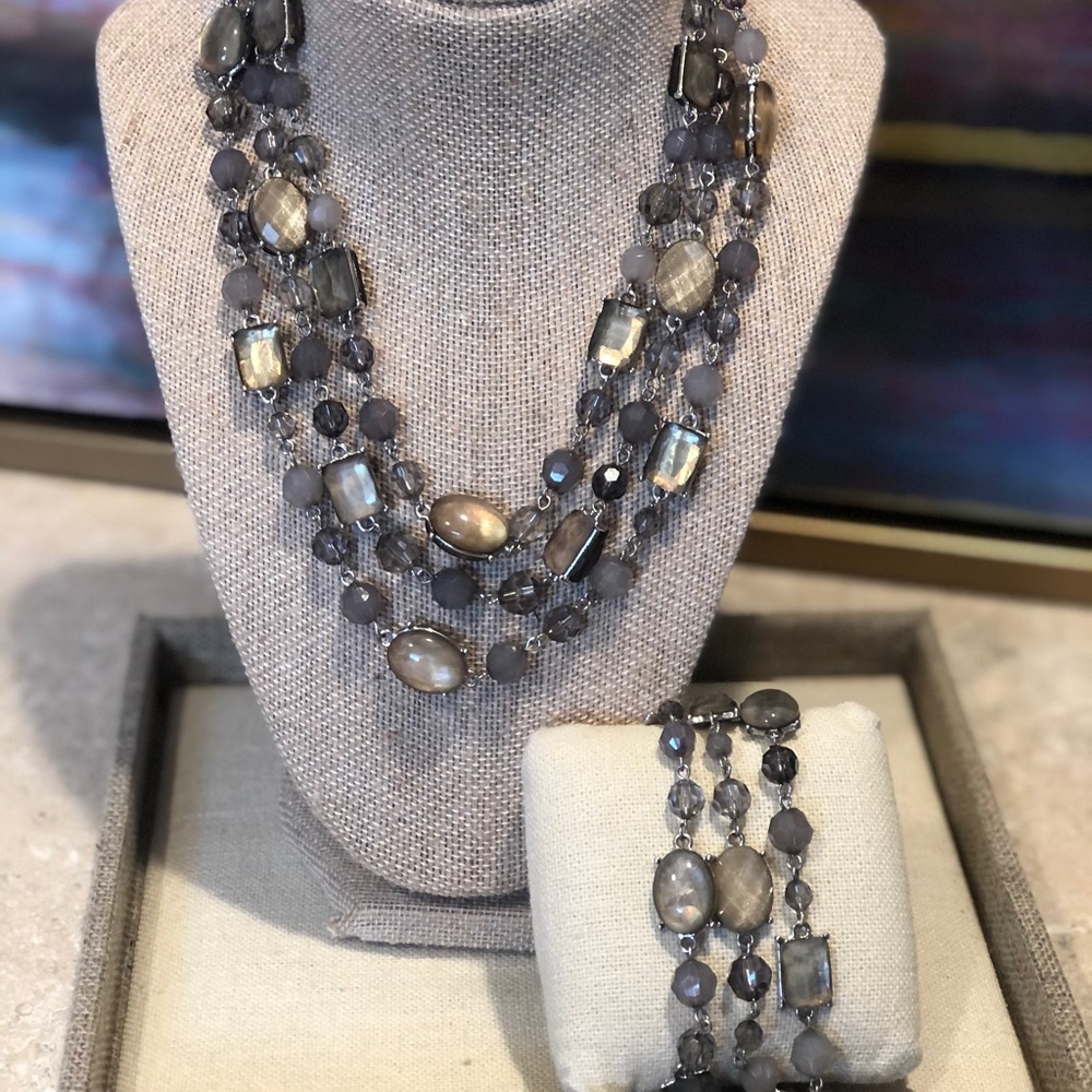 Premier Designs Shadows Necklace & Bracelet
